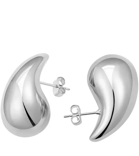 Tear Drop Earrings in Silver