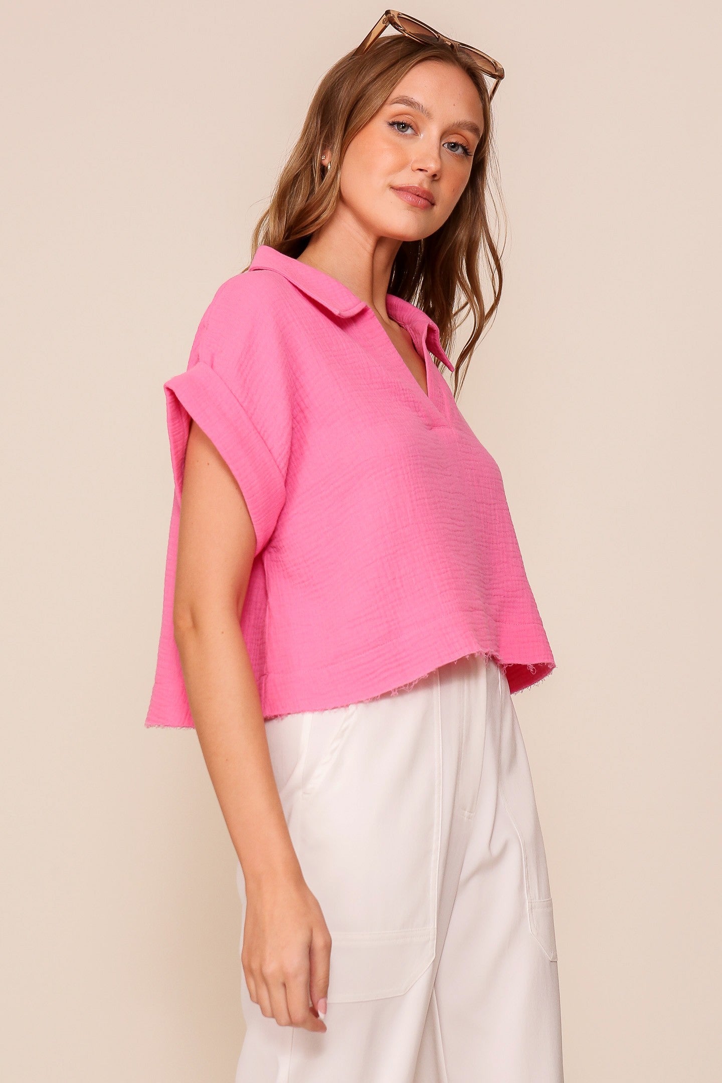  LINEN CROP TOP IN HOT PINK