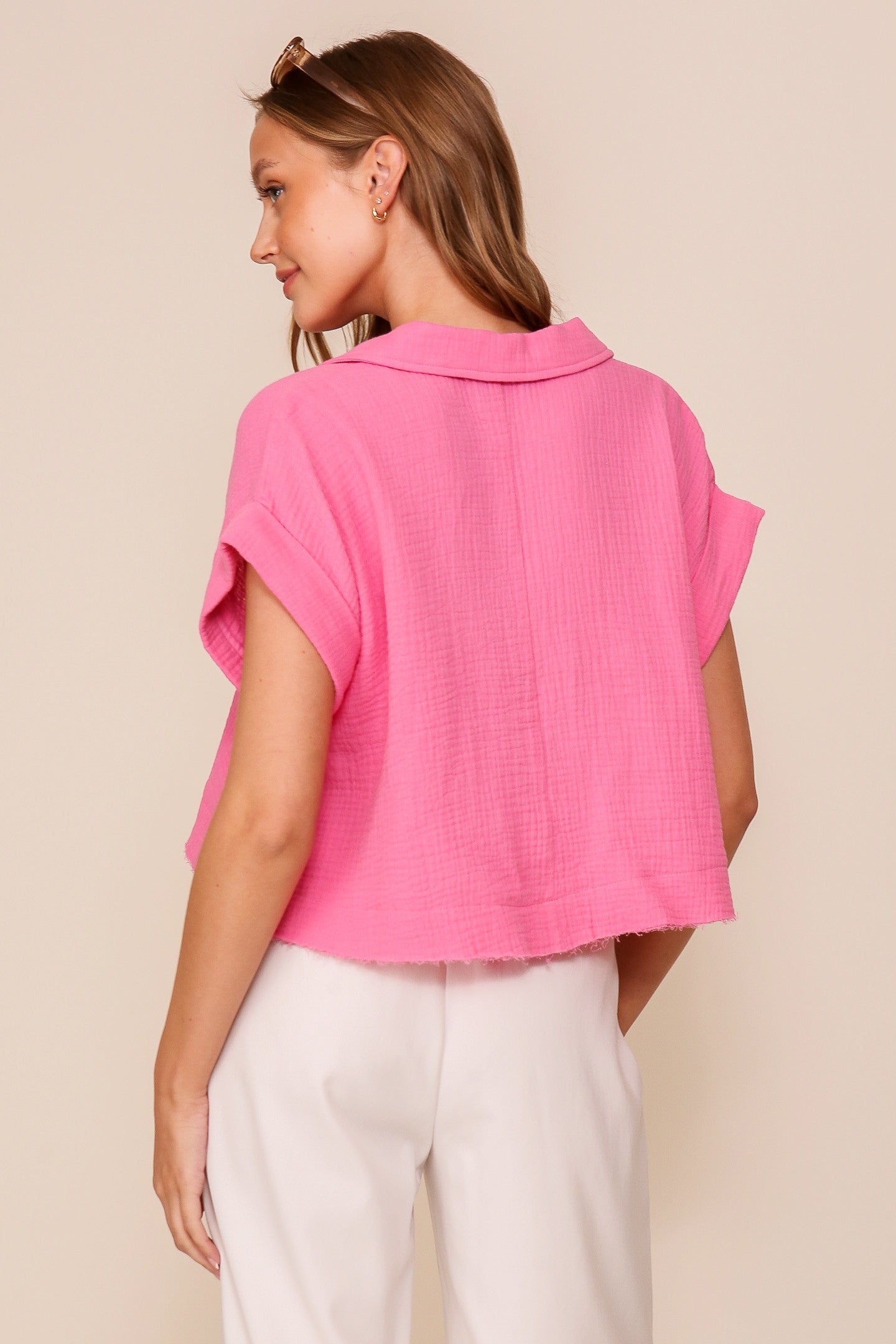 CHIC LINEN CROP TOP IN HOT PINK